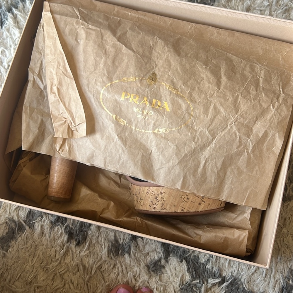 PRADA BLACK PEEP TOE CORK PLATFORM PUMPS - box included - Picture 16 of 17